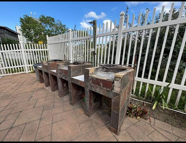 2 BEDROOM APARTMENT FOR SALE IN MARGATE BEACH